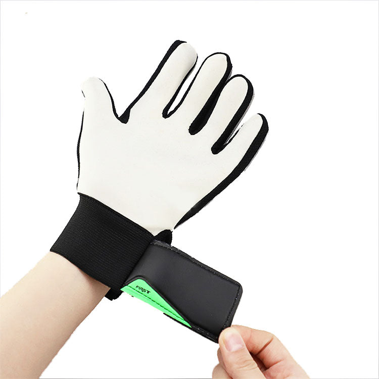 High Quality Youth Soccer Training Hand protection Goalkeeper Gloves Football Goalie Gloves
